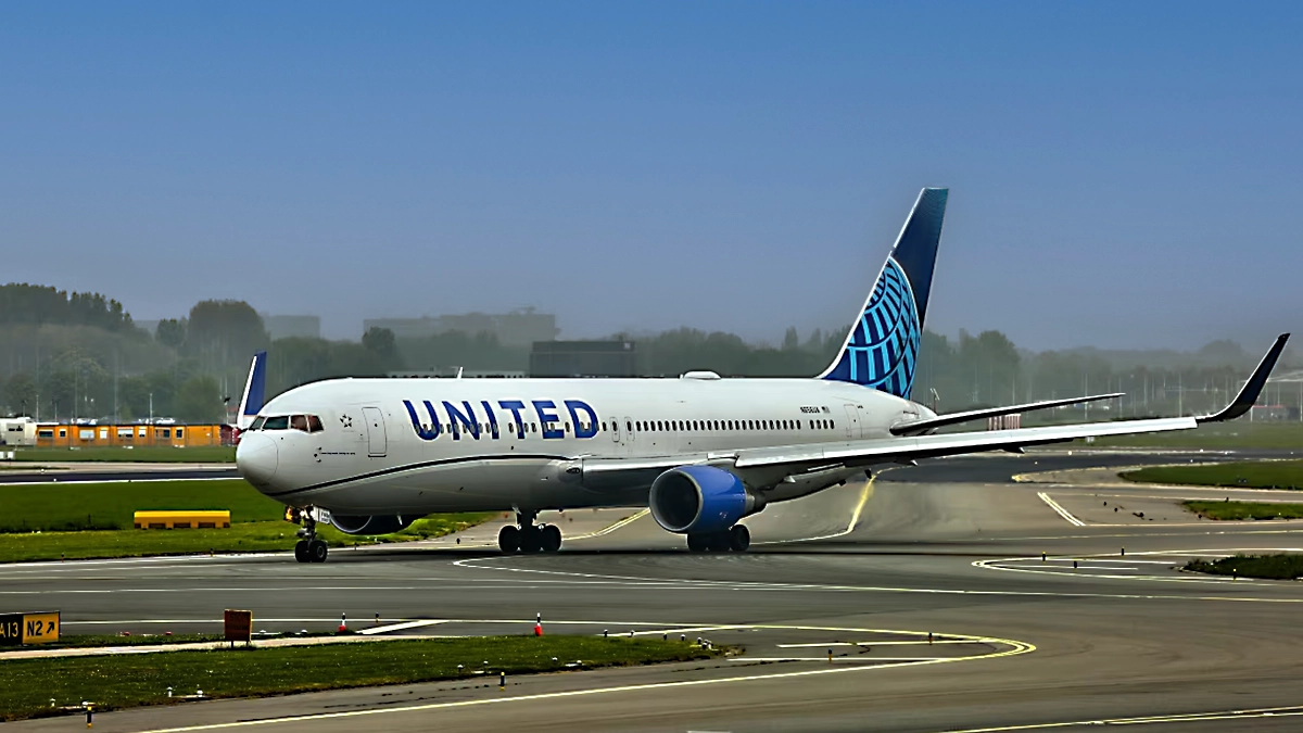 Aerolíneas de E.U. y Canadá suspenden vuelos a México por disturbios en Jalisco