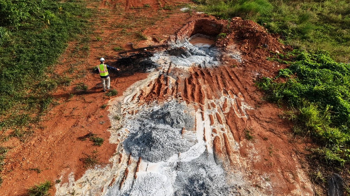 Denuncias ciudadanas frenan extracción de arena en Punta Chame; Miambiente ordena paralización