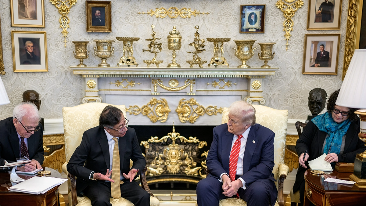 Encuentro Trump-Petro se desarrolla sin incidentes y con señales de acercamiento